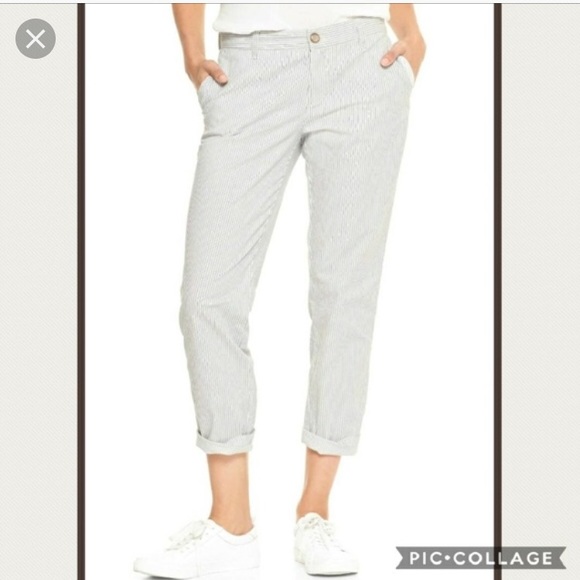 girlfriend khakis gap